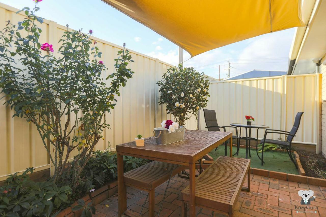 2 Bedroom In Tullamarine 5 Min To Airport Holiday home Melbourne