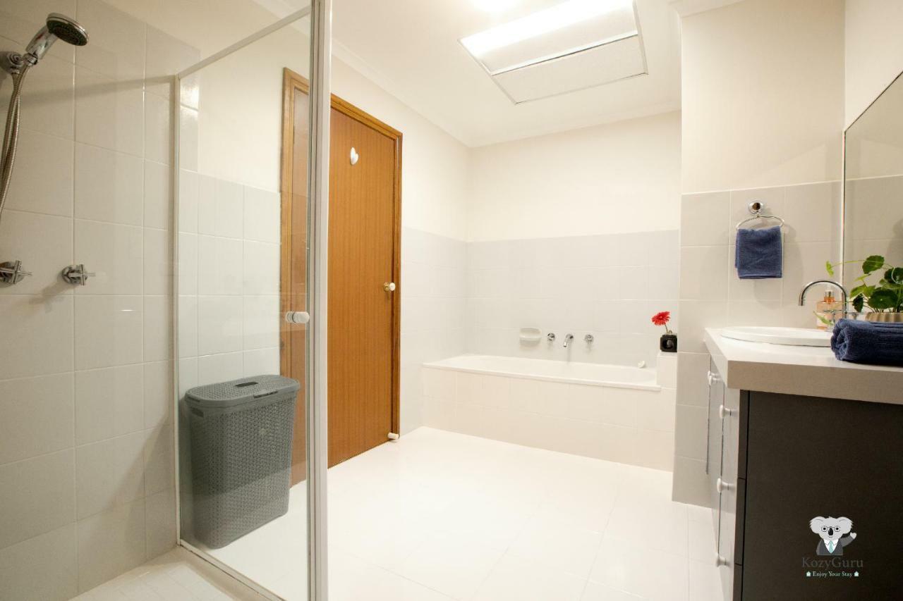 2 Bedroom In Tullamarine 5 Min To Airport *