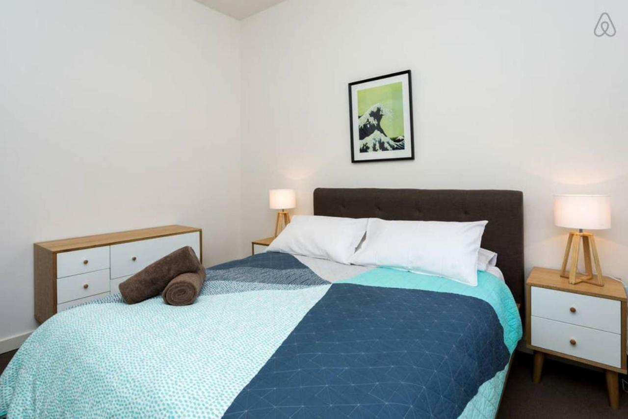 Bed & Breakfast Bradman Modern Style A Walk To Mcg, Swan St, Cbd