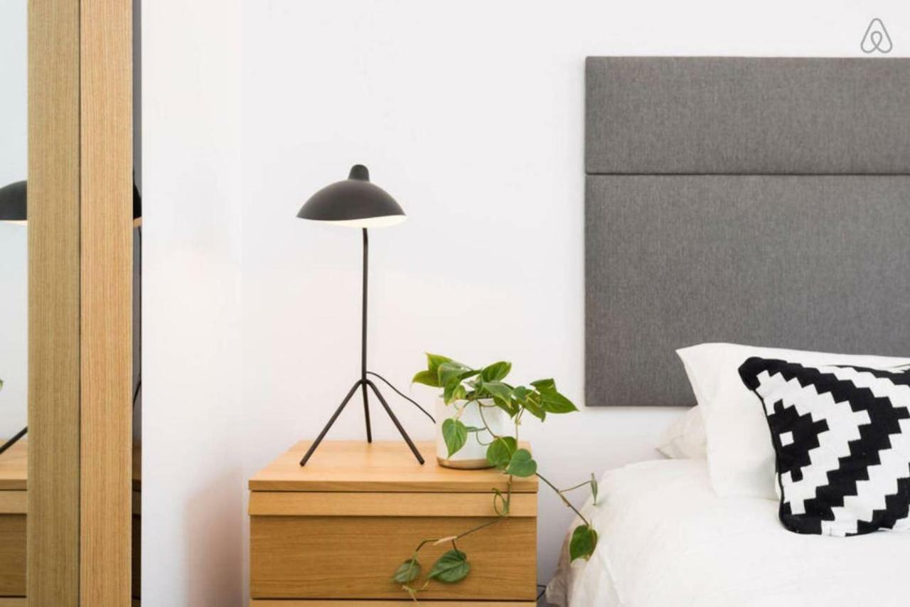 Bed & Breakfast Lola Three Levels Of Style With Rooftop Terrace Melbourne