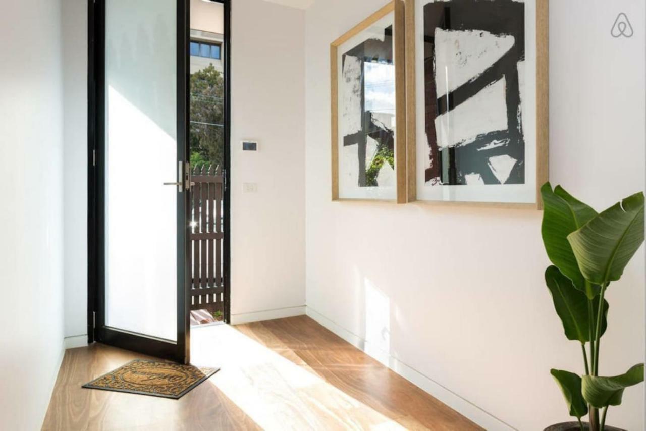 Lola Three Levels Of Style With Rooftop Terrace Bed & Breakfast