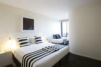 Ultiqa Little Collins Apartment Melbourne