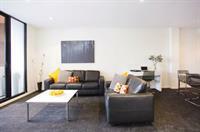 Ultiqa Little Collins Apartment Melbourne