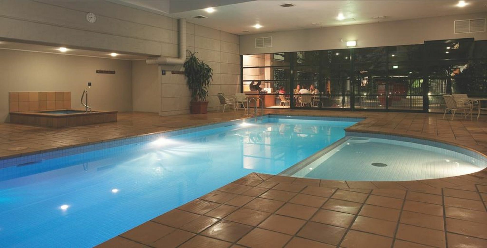 Grand 4* Melbourne