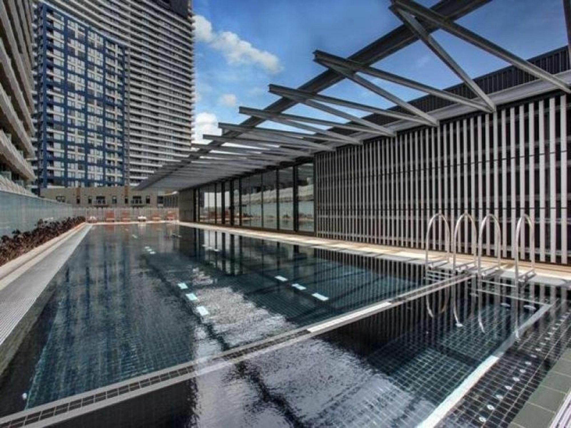Docklands Executive - * Melbourne