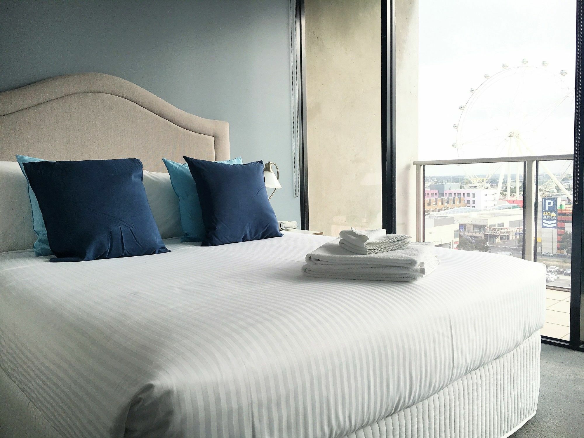 Docklands Private Collection - Newquay Aparthotel Melbourne