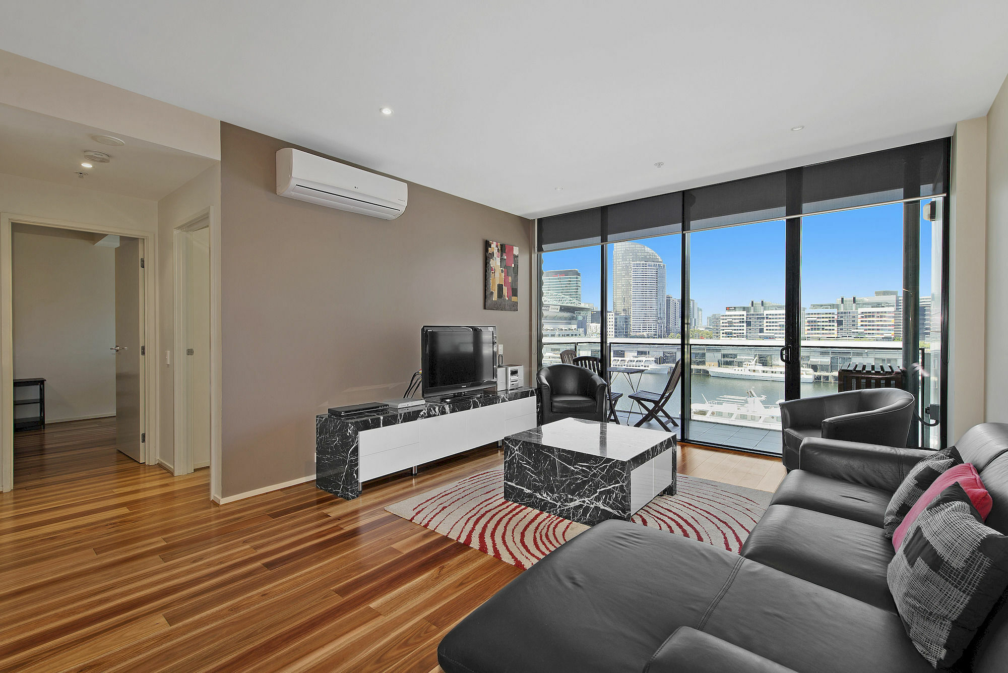Aparthotel Docklands Private Collection - Newquay Melbourne