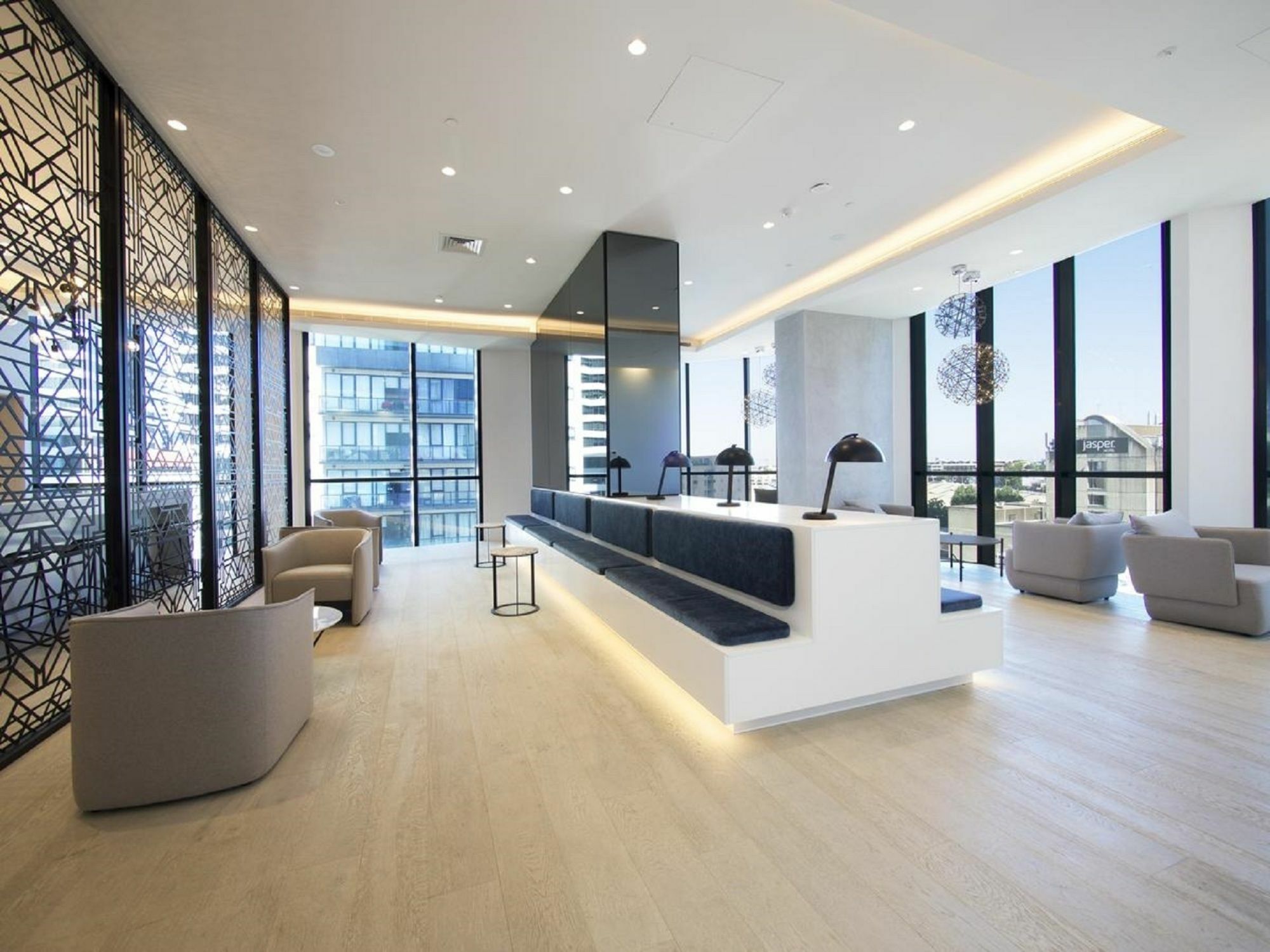Hfn Cbd Apartment Melbourne