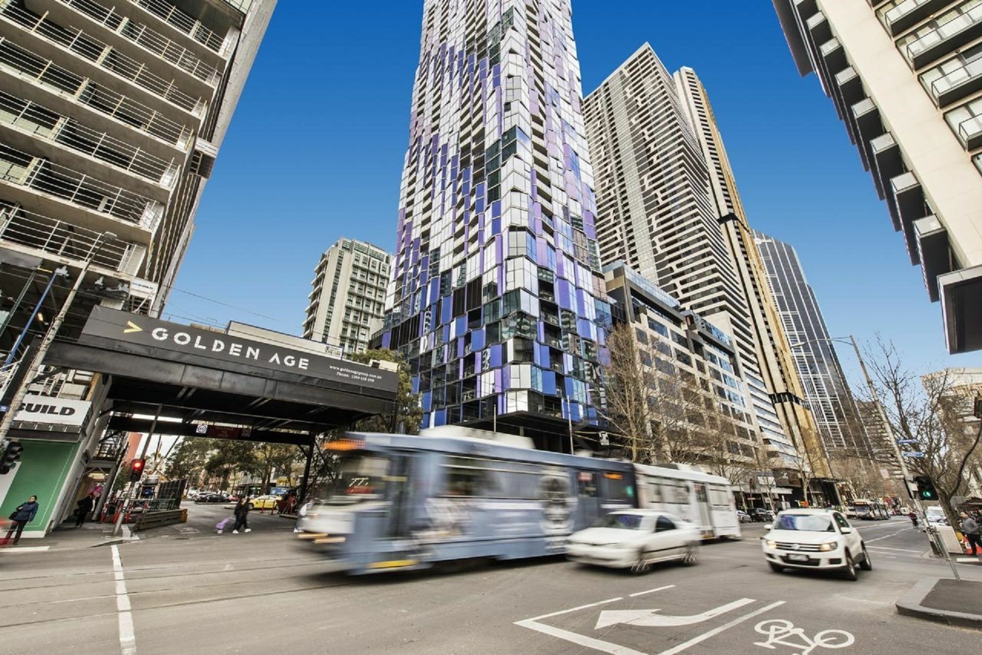Hfn Cbd Apartment