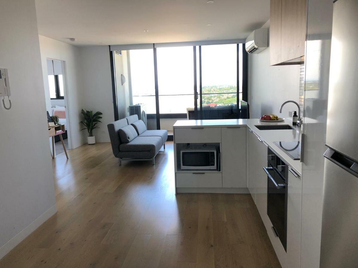 3 Saint Kilda Road * Melbourne