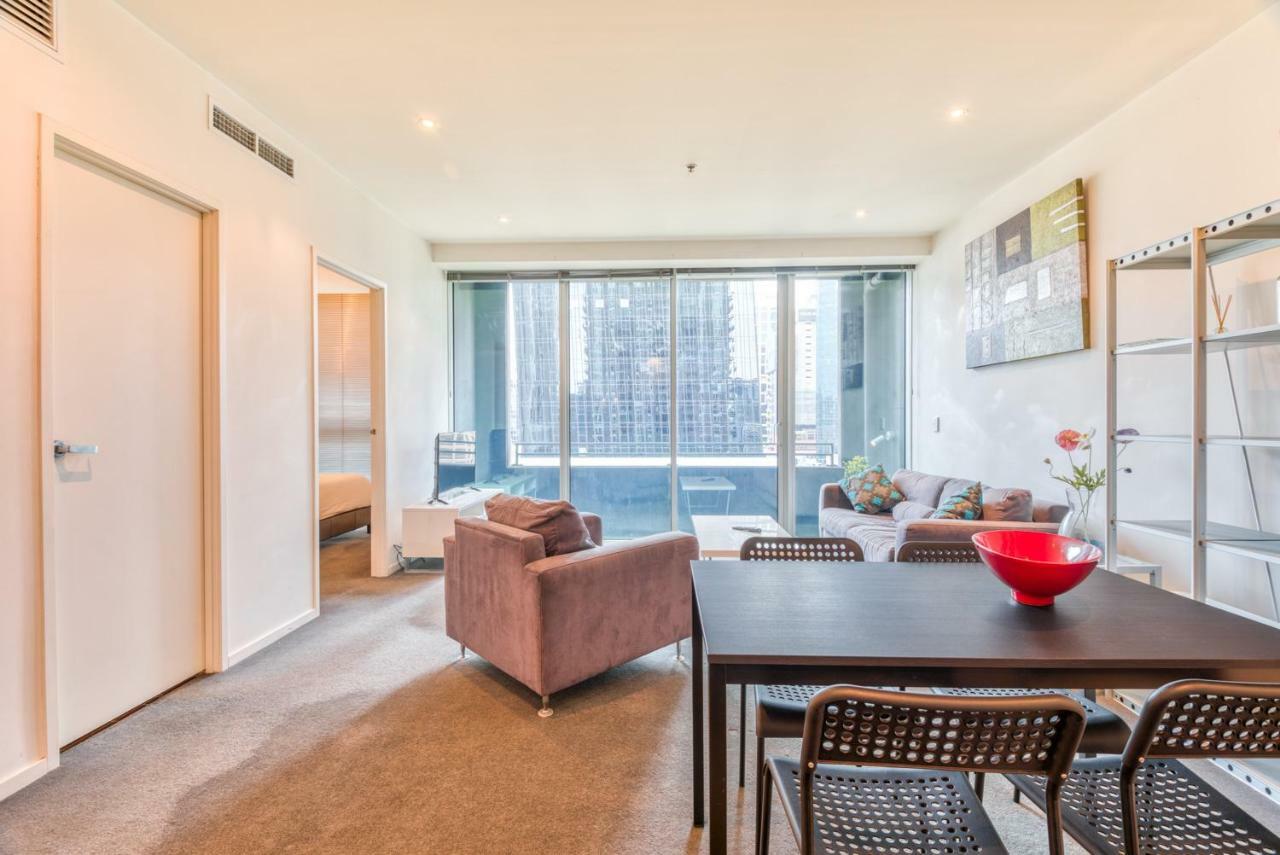Collins St, Southern Cross, 2 Bd, Parking, Free Wifi Apartment