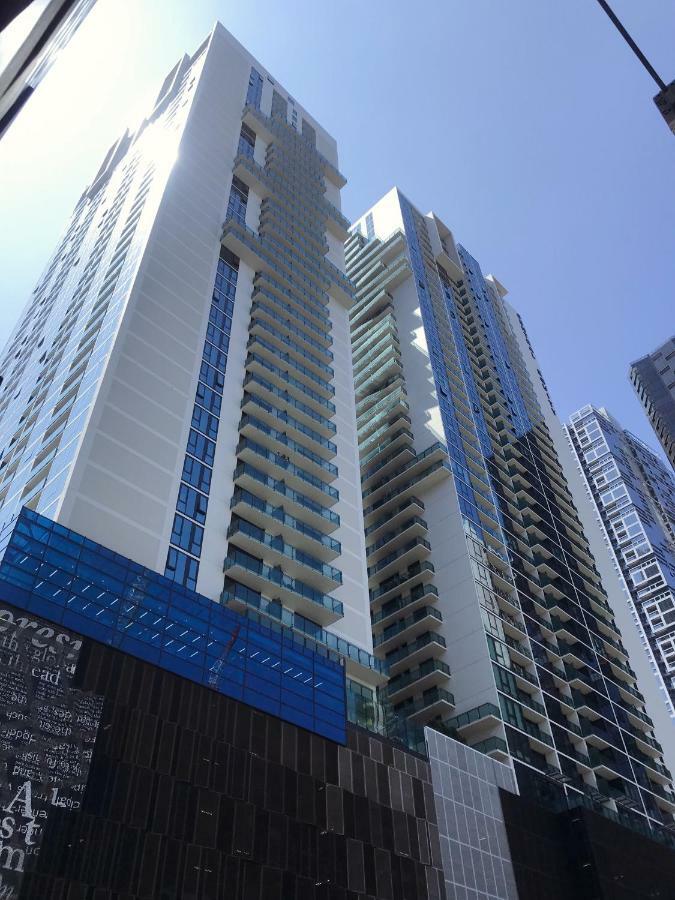 Apartment Large 2b2b Near Southern Cross Freeparking Gym Pool Melbourne