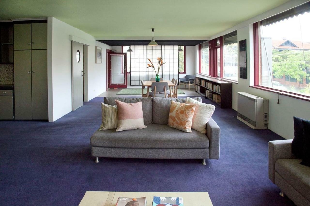 Huge Stylish Three Bedroom With Pool