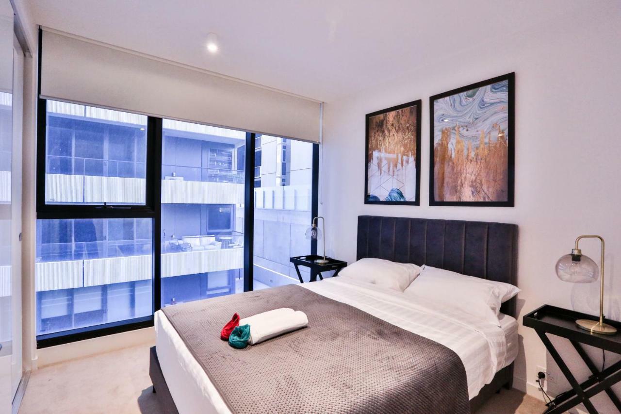 South Yarra Claremont * Melbourne