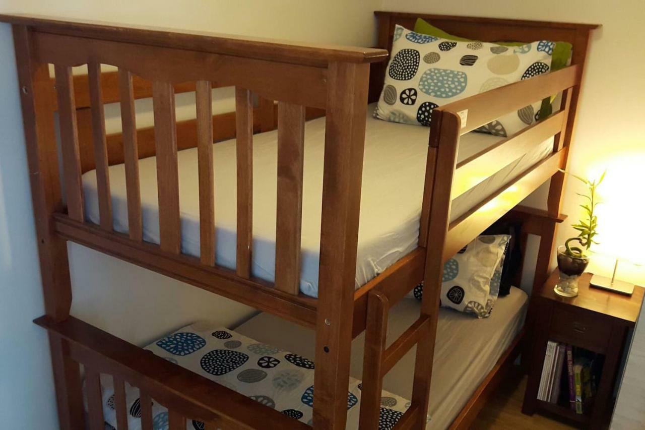 Cbd Fully Furnished 2 Bedroom With Balcony Apartment *