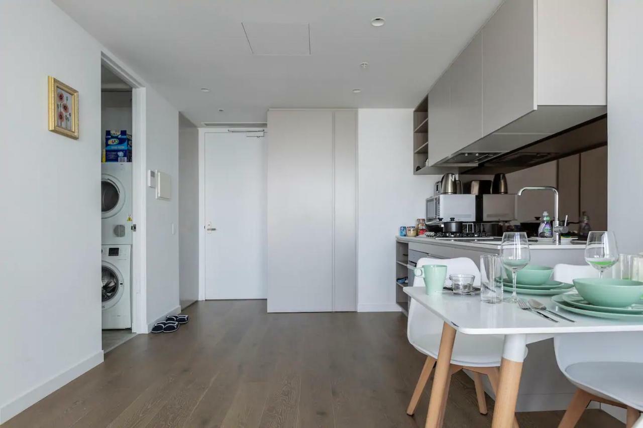 Apartment Level64-cbd Tallest Residential Building-sea View *