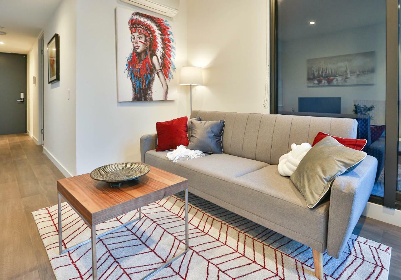 Conservatory Apt In The Heart Of Cbd With Pool And Gym *