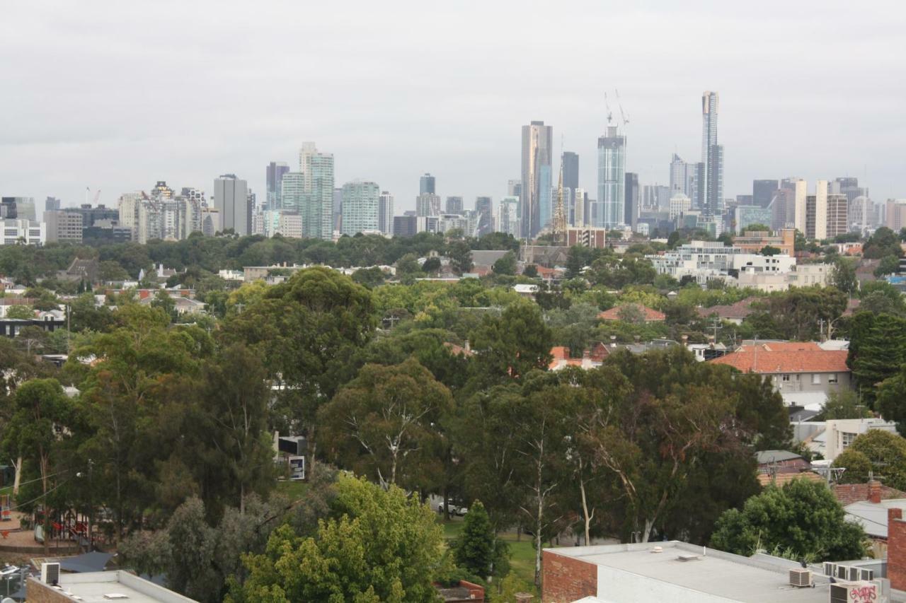 Apartment Modern Luxurious With Private Parking On Premises And Fast Internet Melbourne