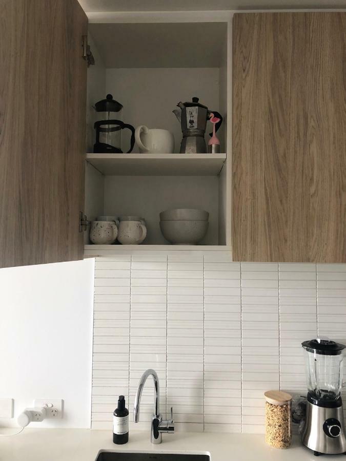 3 Saint Kilda Road *