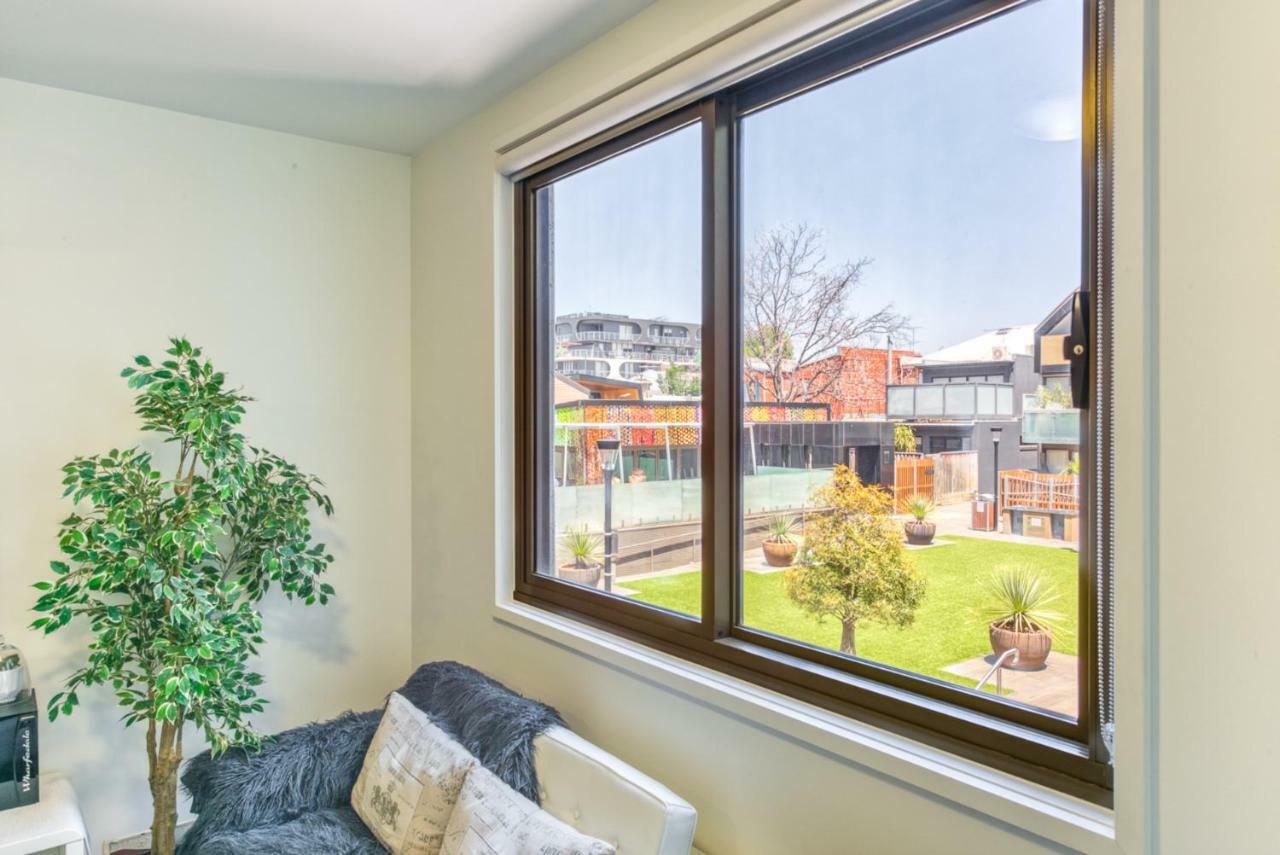 Fitzroy Lifestyle 1 Bed With Pool, Spa, Sauna & Gym Apartment