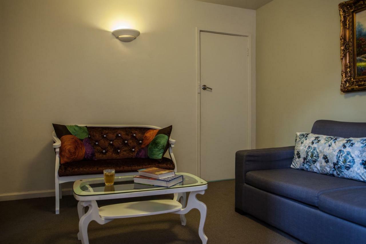 Heights Serviced 4* Melbourne