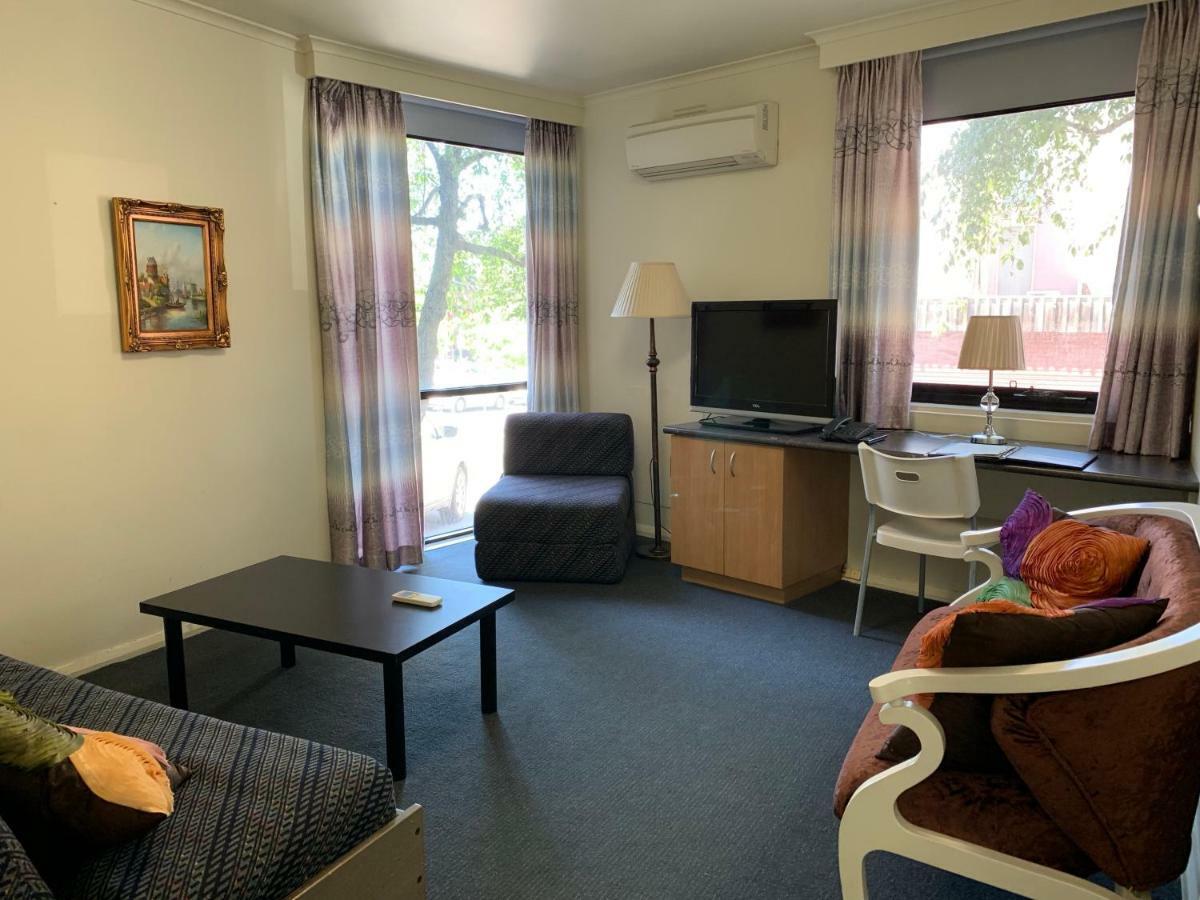 Aparthotel Heights Serviced