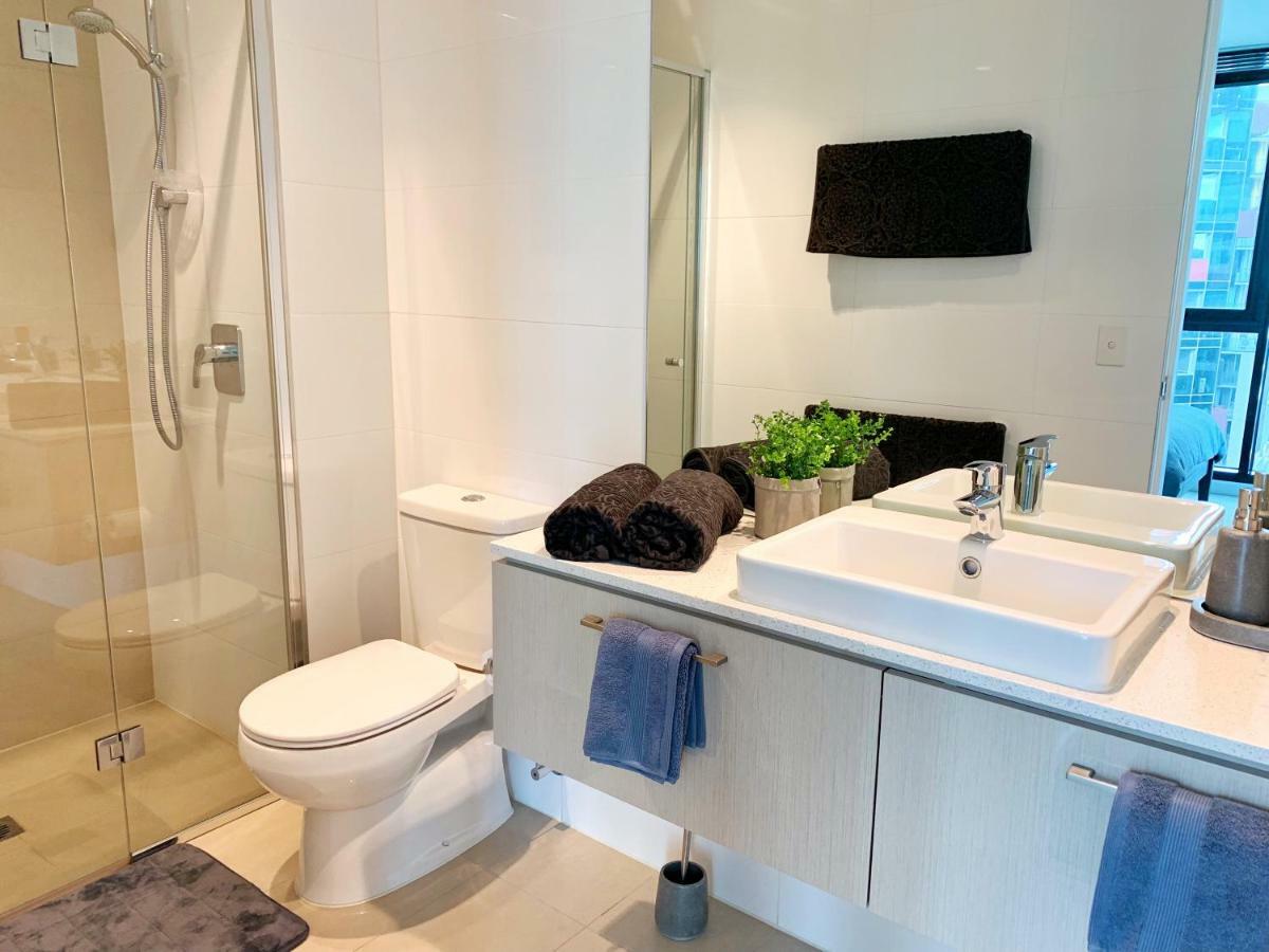 Apartment Large 2b2b Near Southern Cross Freeparking Gym Pool