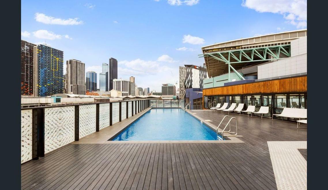 2bedroom With Views In Docklands Next To Cbd & Marvel Stadium Apartment