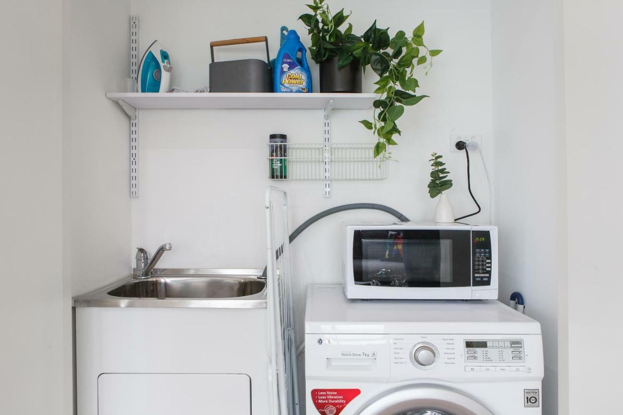 Heart Of Highett By Ready Set Host Apartment