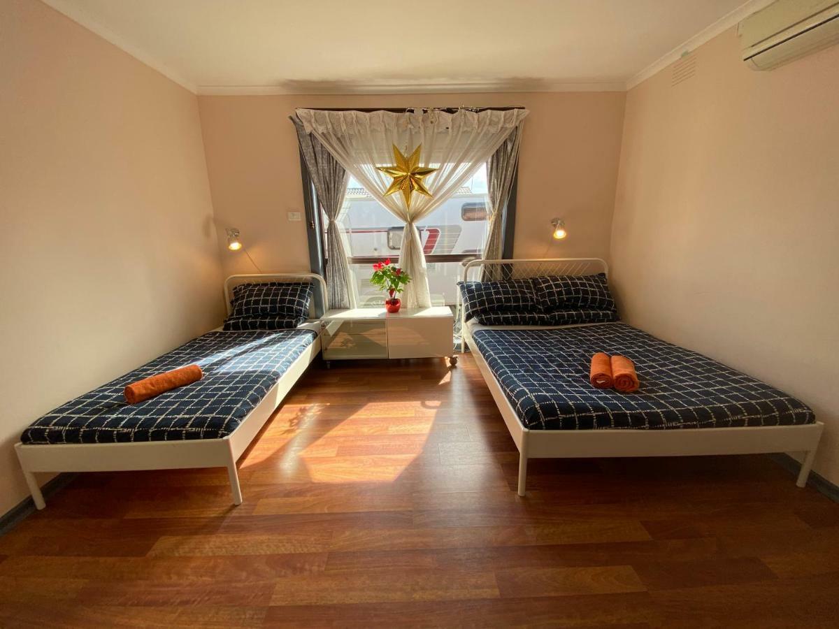 Holiday home Entire Hume House Melbourne