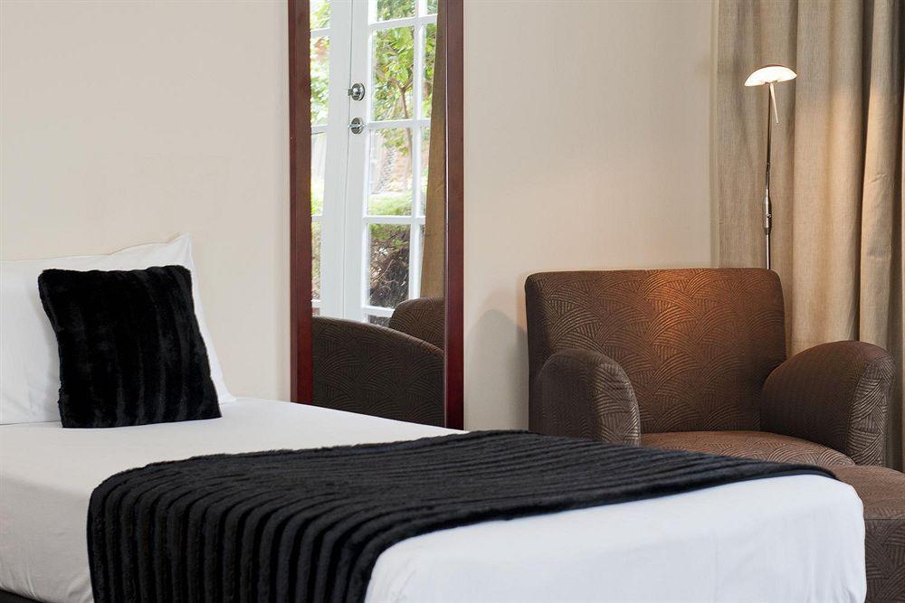 Quality Airport Hotel