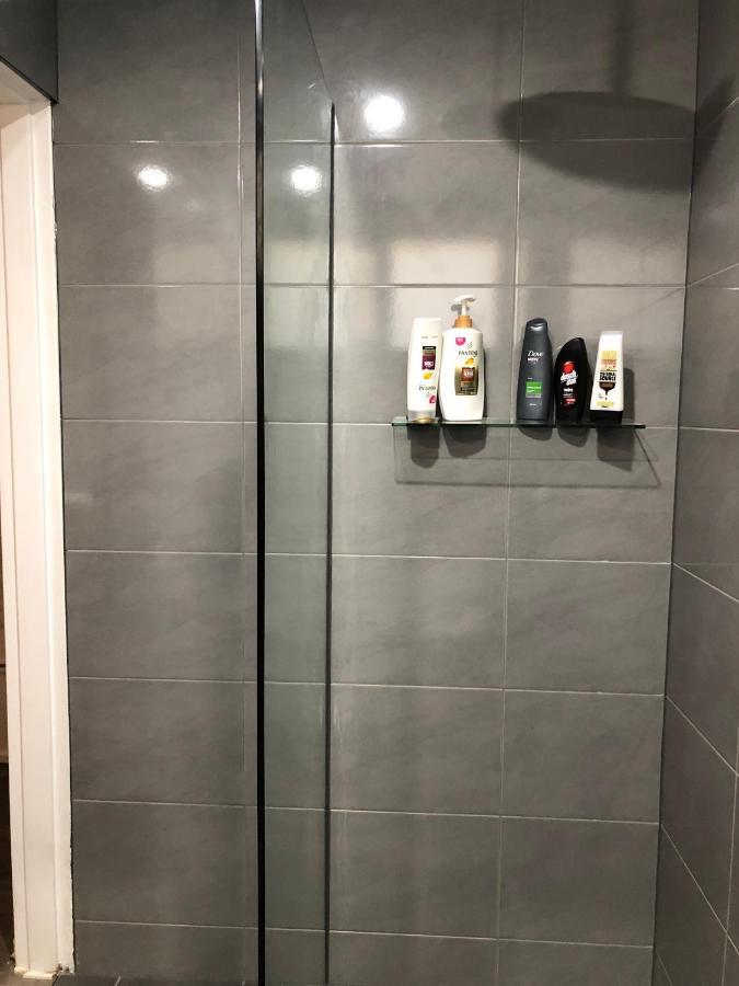 1 Bedroom Unit In Heart Of Elsternwick Apartment *