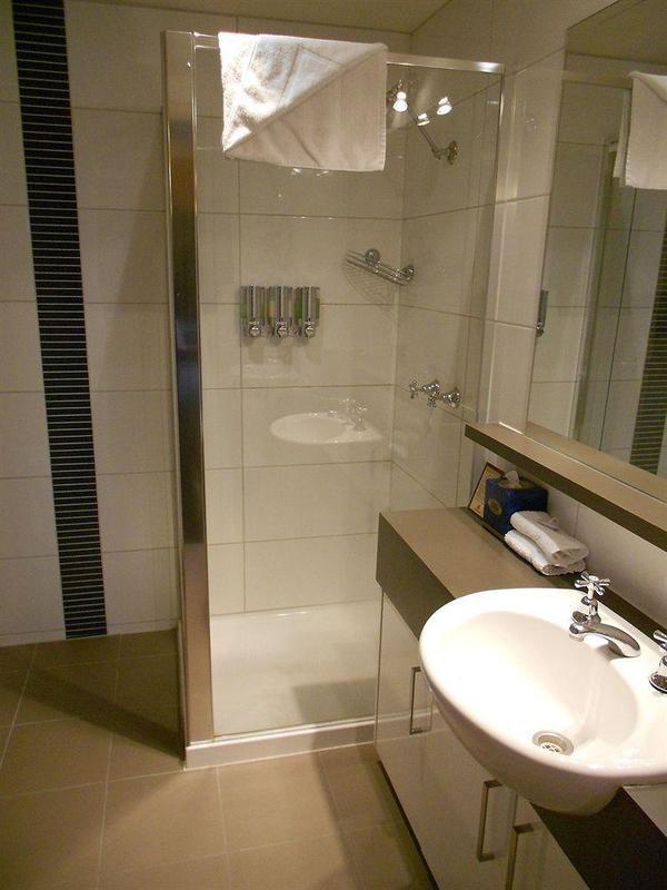 Riverside 4*