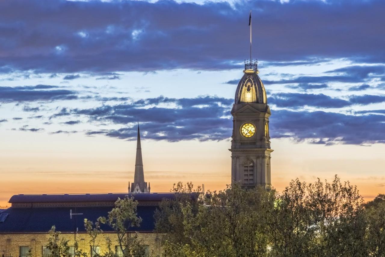 Aparthotel Q Squared Serviced Melbourne