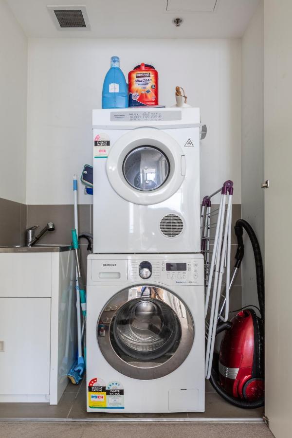 Light, Airy, Spacious Queens Road Apartment