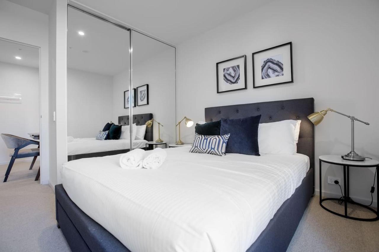 Designer 2br With Carpark Monash Uni@caulfield Apartment Melbourne