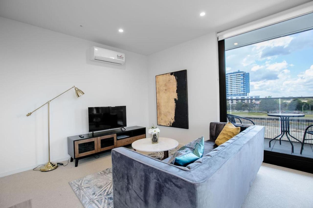 Designer 2br With Carpark Monash Uni@caulfield Apartment Melbourne