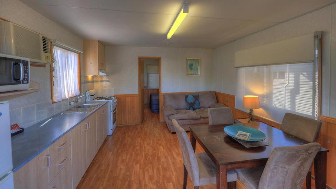Airport Tourist Village 3*