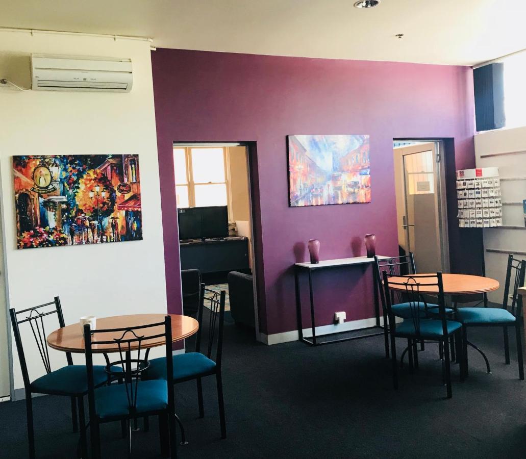 Smartstay Melbourne Bed & Breakfast 3*