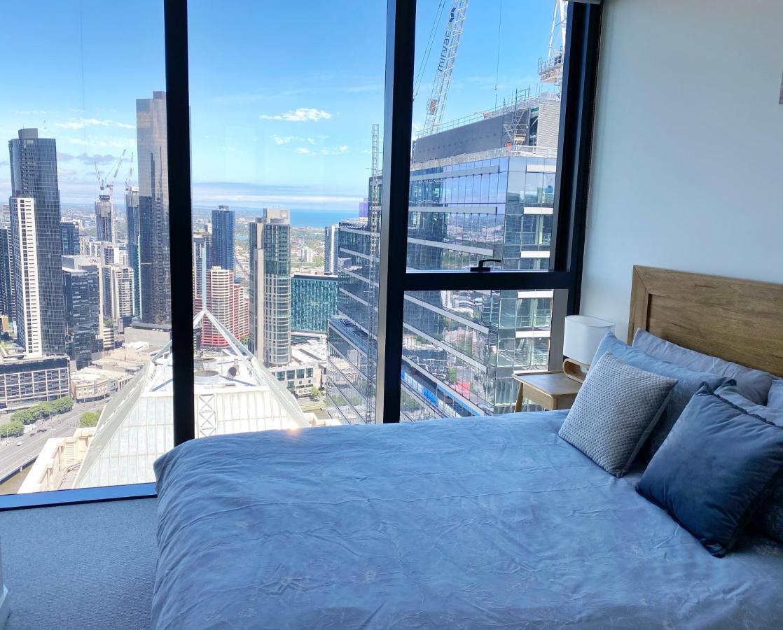 Cbd Fabulous View 2br High In The Sky On Collins Apartment Melbourne