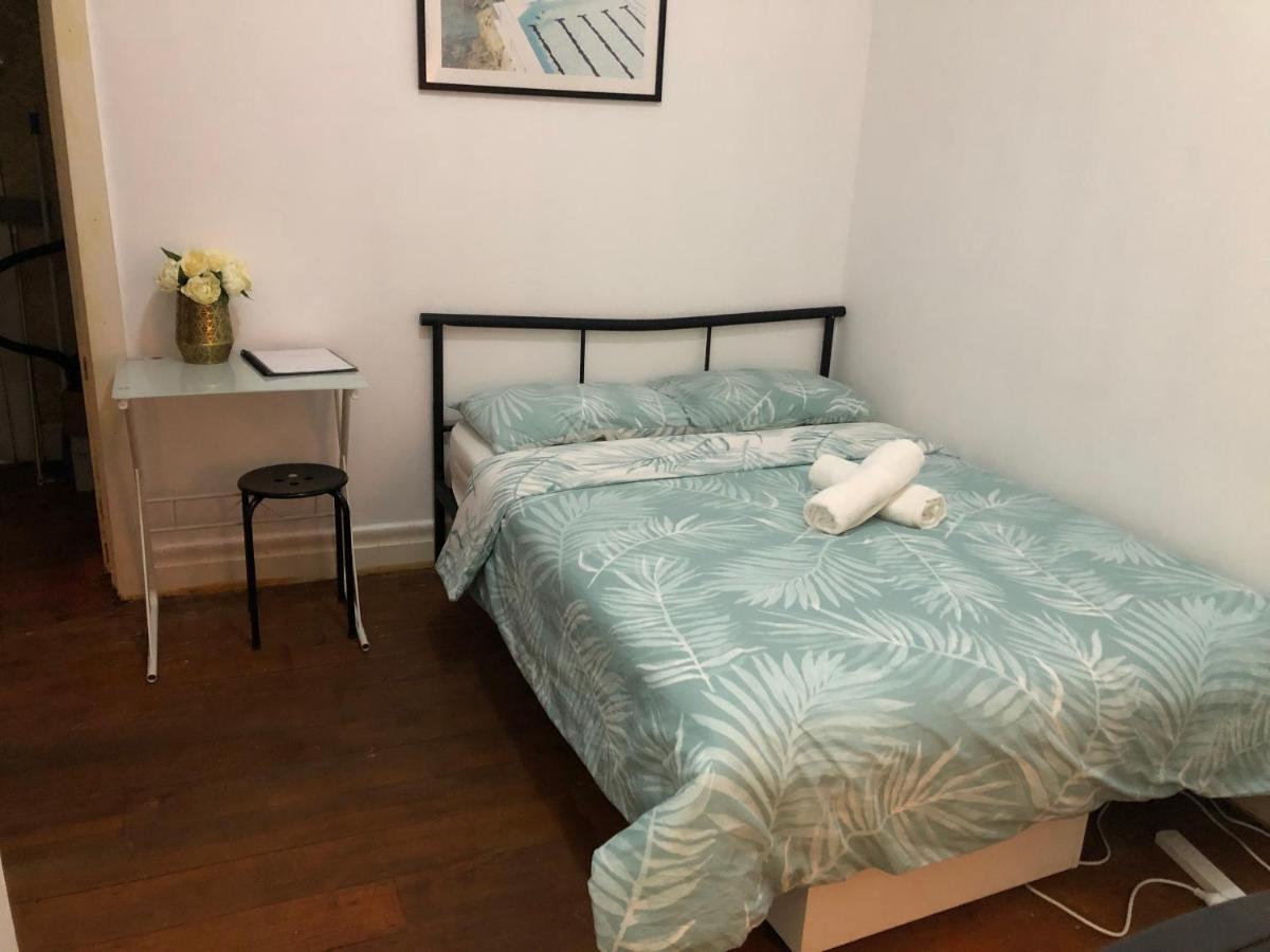 Short - Caulfield Station, Monash Uni Apartment