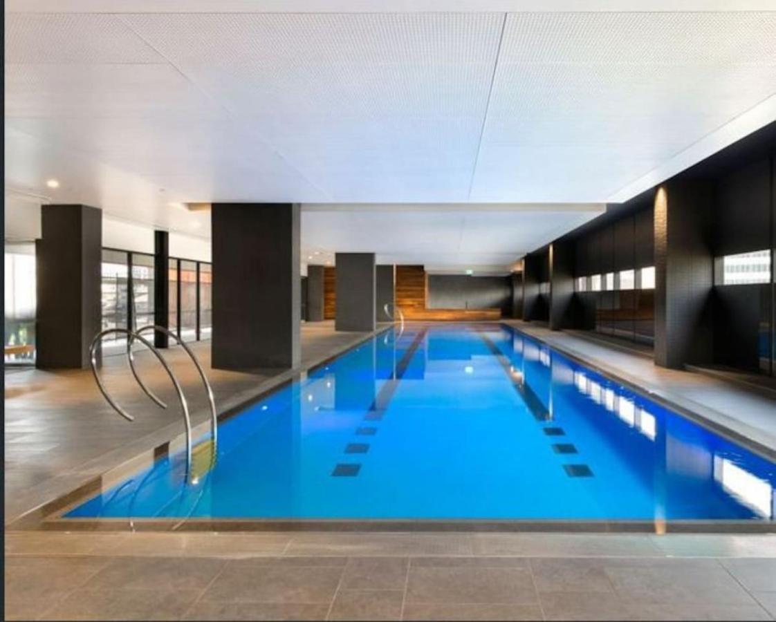 Apartment Readyset On Fulton Lane