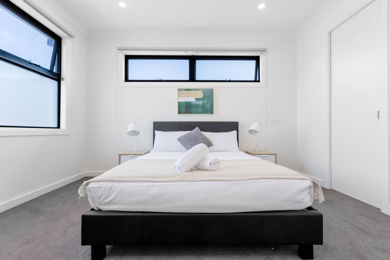 Wow Factor!luxe 4br Townhouse@glen Waverley Holiday home Melbourne