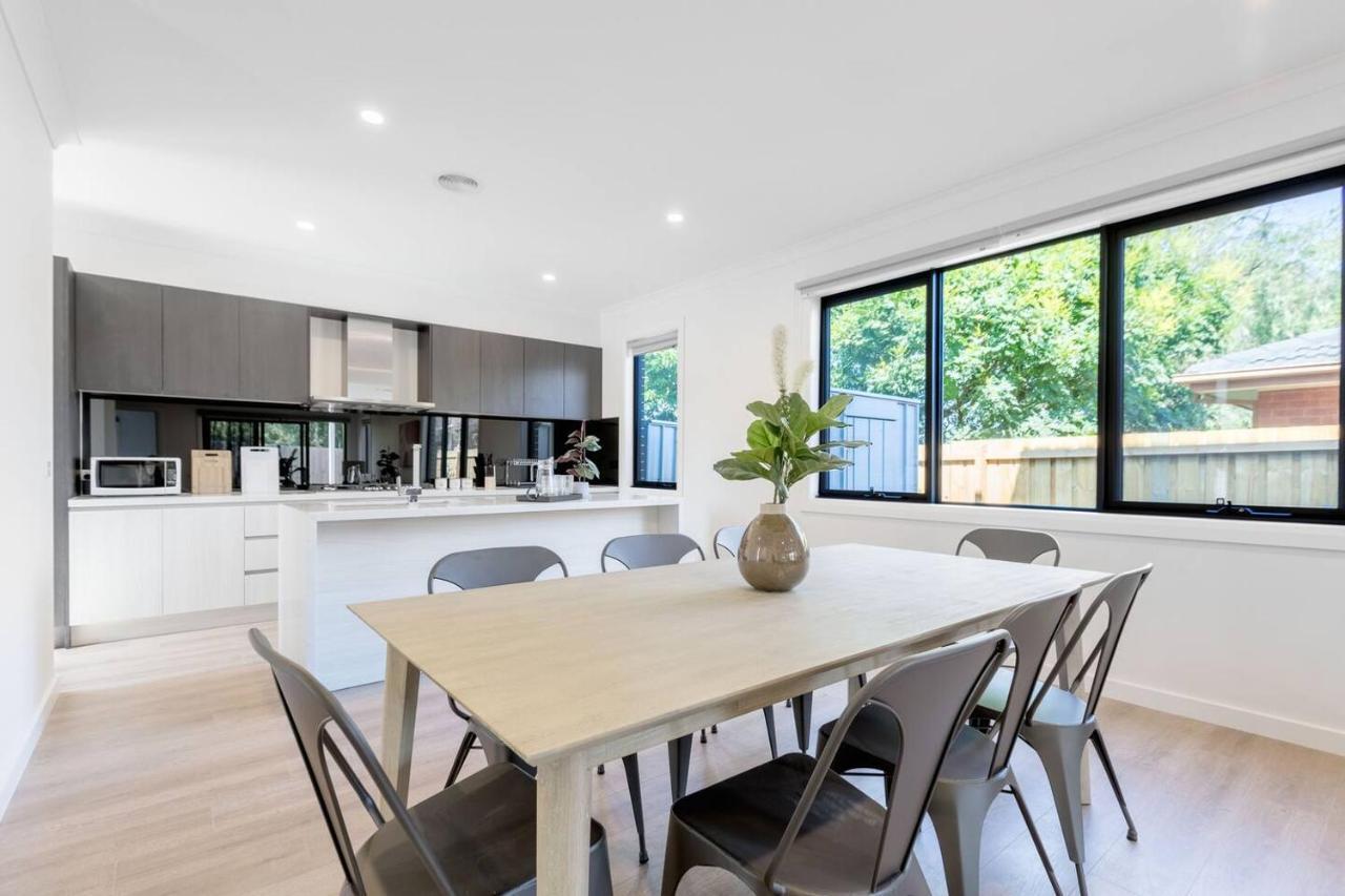 Wow Factor!luxe 4br Townhouse@glen Waverley Holiday home *