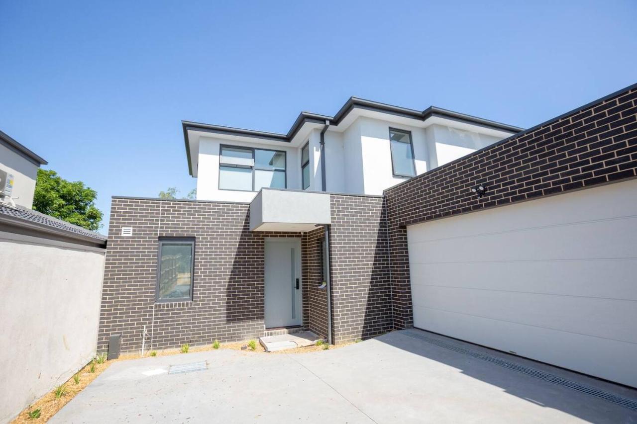 Wow Factor!luxe 4br Townhouse@glen Waverley Holiday home