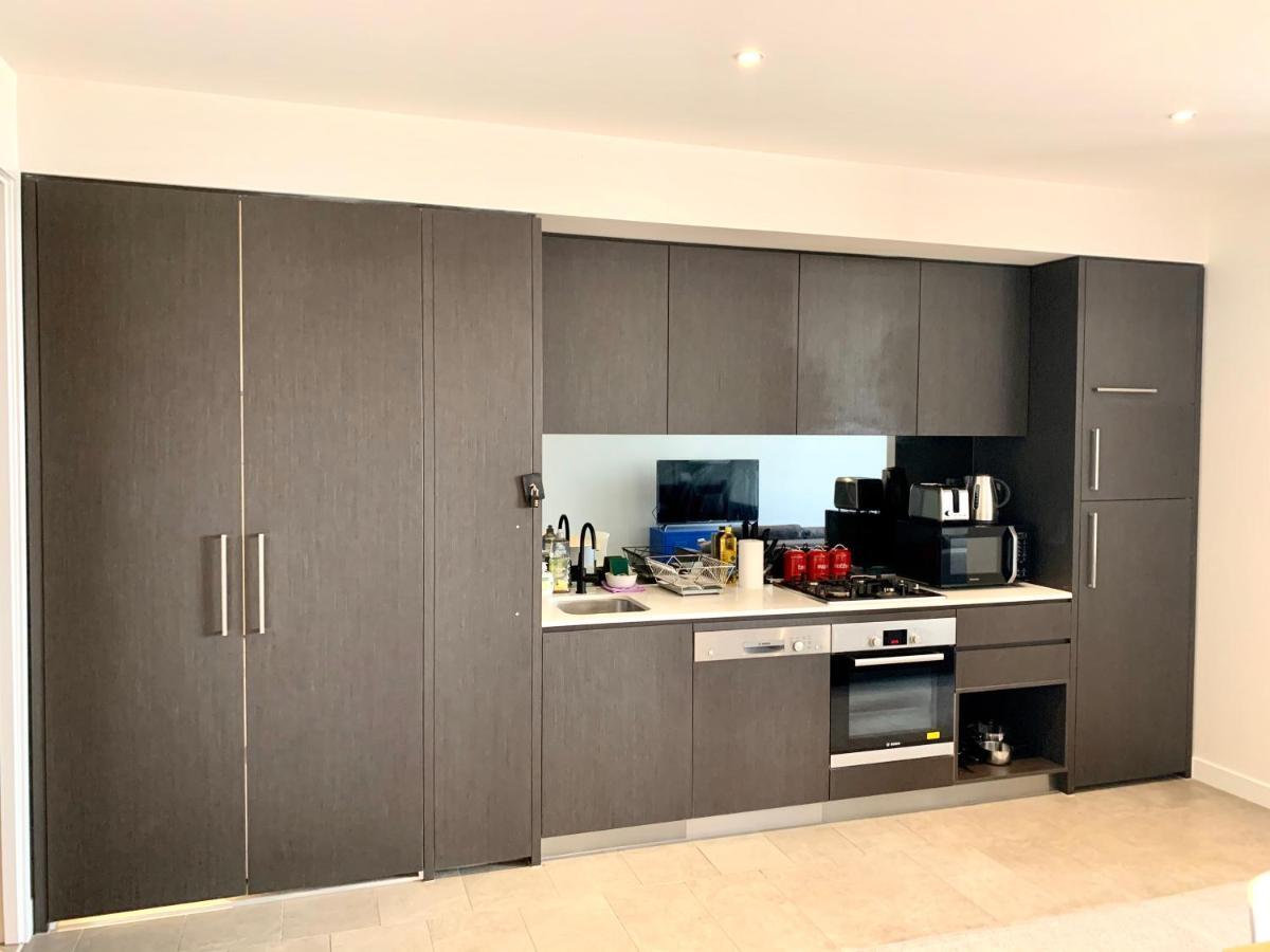 Readyset On Fulton Lane Apartment