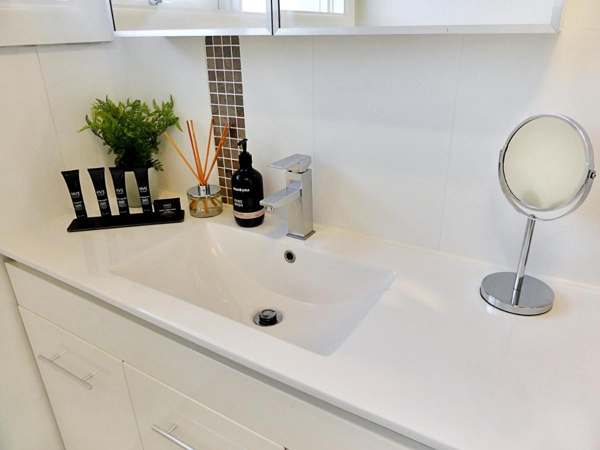Glen Iris, Quiet Boutique 2 Bedroom Netflix, Wifi, Parking, Free Wine *