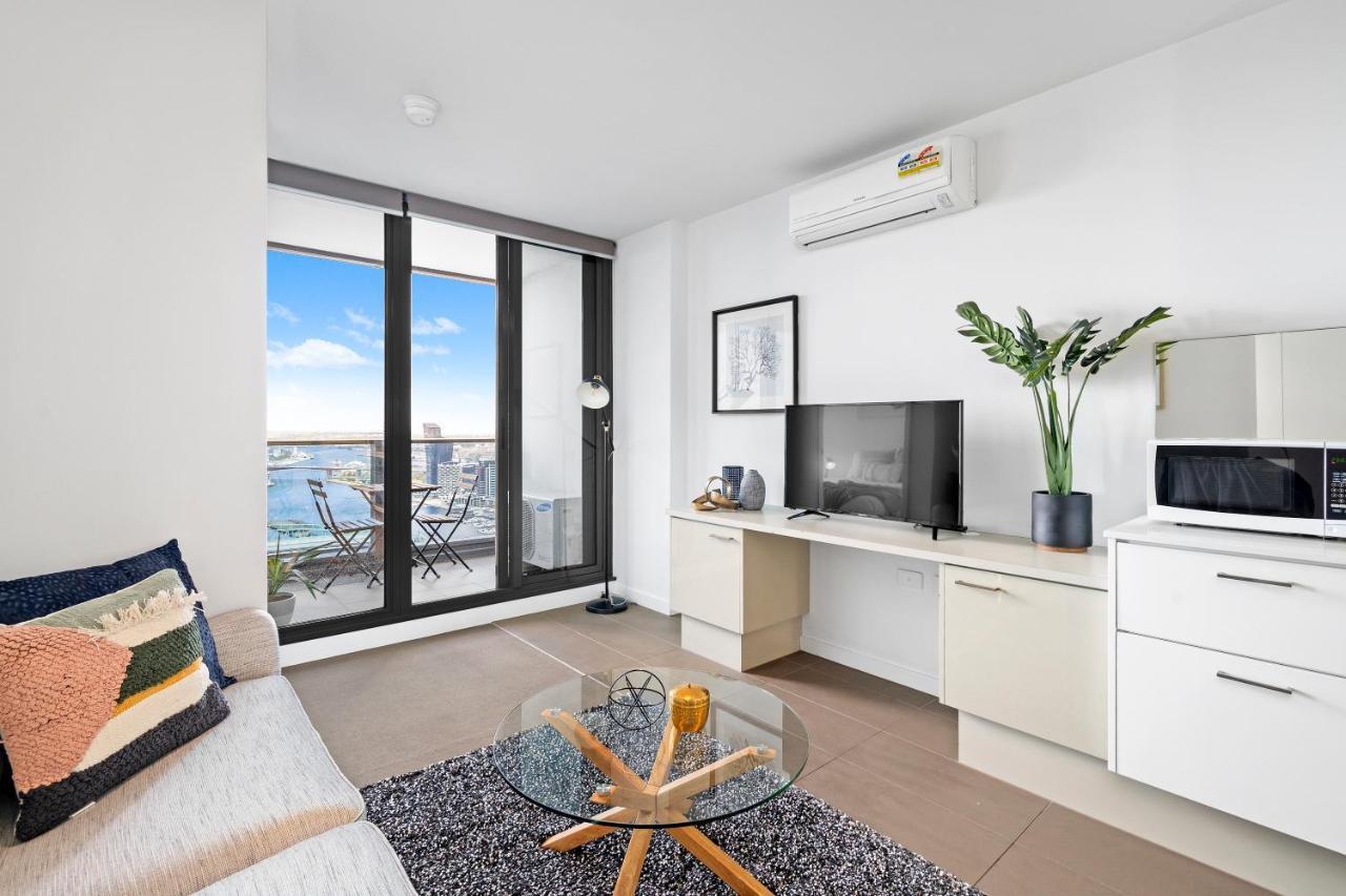 Complete Host Hudson Melbourne