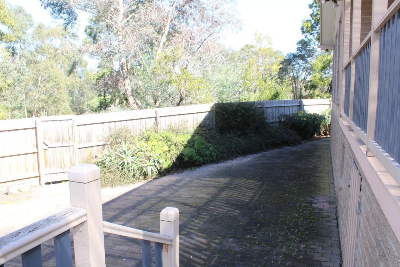 Australian Away @ Doncaster Grange Park Holiday home *