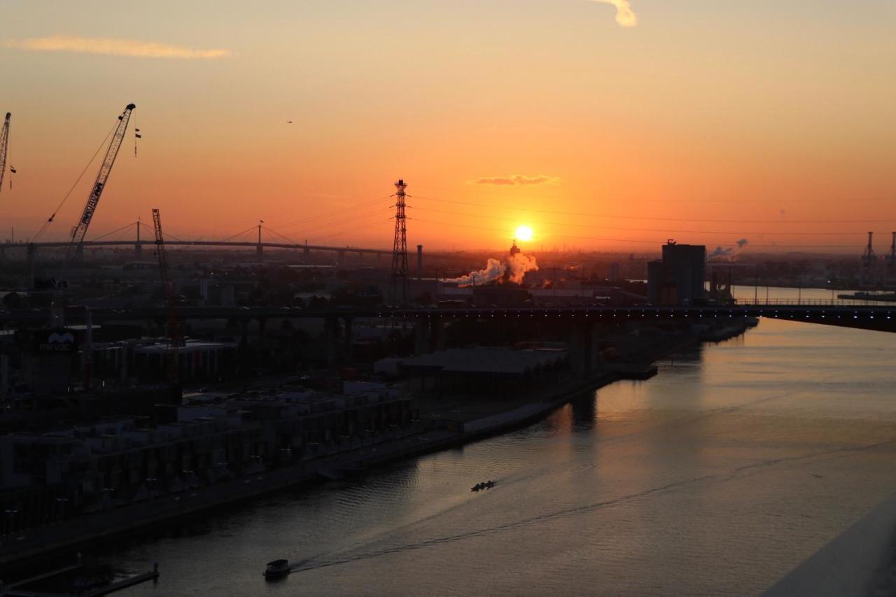 Pars - Collins Wharf Waterfront, Docklands *